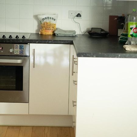 Repton House Bed & Breakfast Уудфорд Екстериор снимка